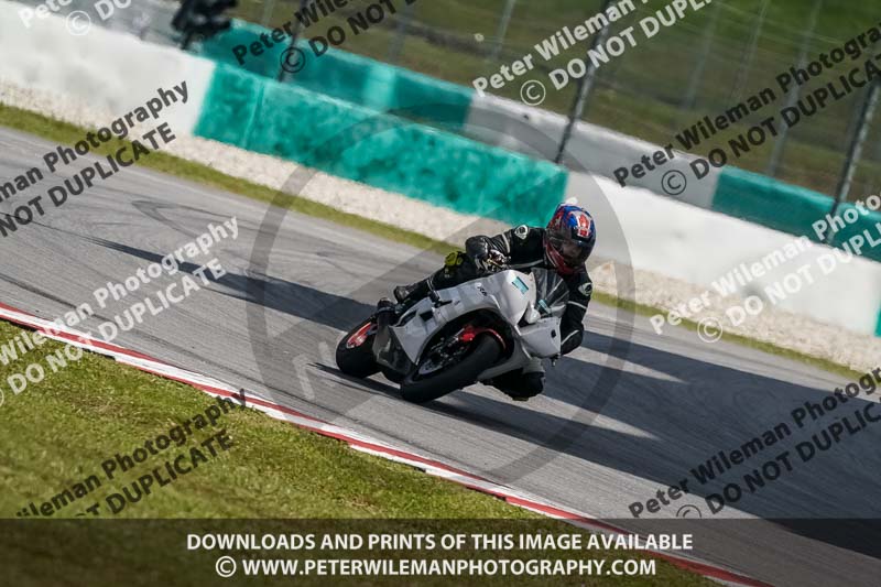 Sepang;event digital images;motorbikes;no limits;peter wileman photography;trackday;trackday digital images